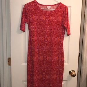 Small Lularoe Julia dress
